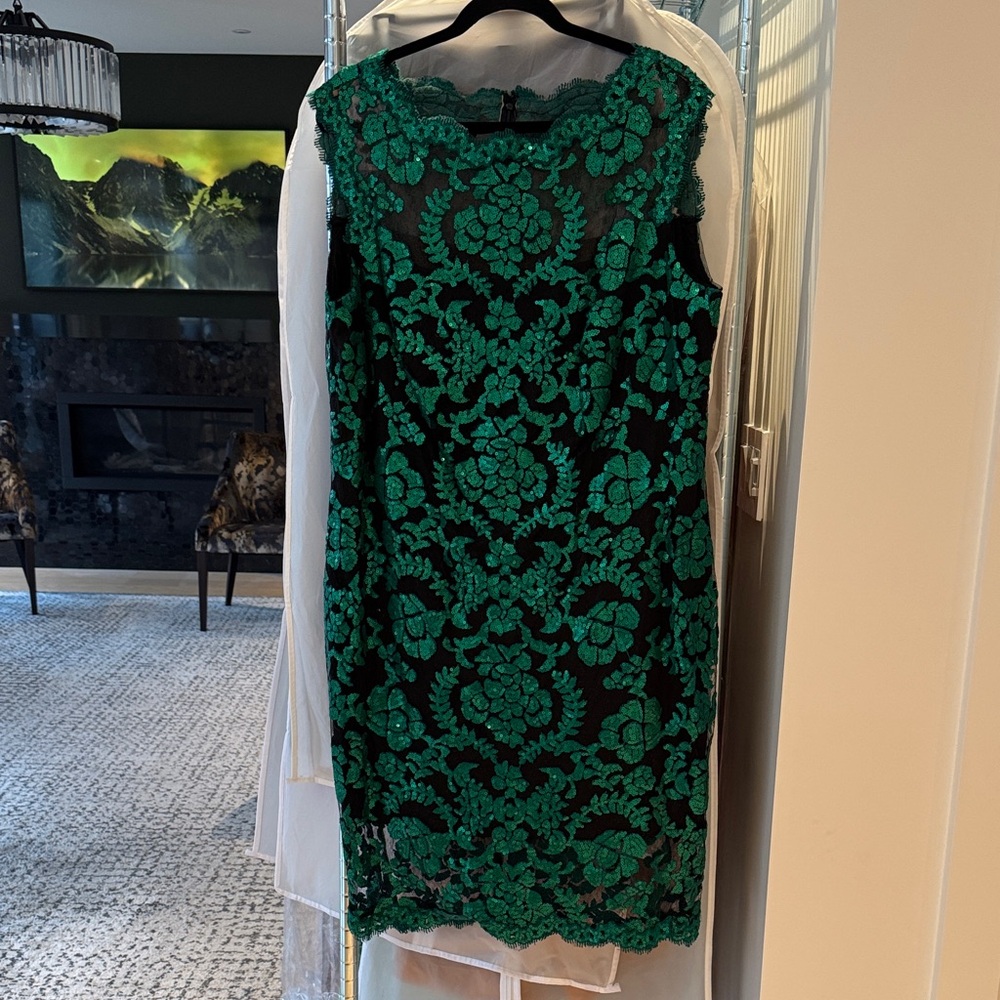 Tadashi Shoji Emerald Green Floral Lace Midi Dress